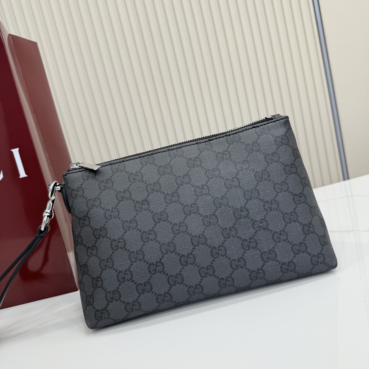 【配全套包装】‼️Generation Gucci深入探索品牌的档案代码，将不同世代的设计融合成一个美学