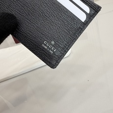 【配全套包装】‼️Generation Gucci 深入探索品牌的典藏元素,将不同世代的设计融合成一种美 【配全套包装】‼️Generation Gucci 深入探索品牌的典藏元素,将不同世代的设计融合成一种美