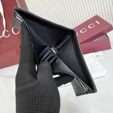 【配全套包装】‼️Generation Gucci 深入探索品牌的典藏元素,将不同世代的设计融合成一种美 【配全套包装】‼️Generation Gucci 深入探索品牌的典藏元素,将不同世代的设计融合成一种美