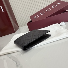 【配全套包装】‼️Generation Gucci 深入探索品牌的典藏元素,将不同世代的设计融合成一种美 【配全套包装】‼️Generation Gucci 深入探索品牌的典藏元素,将不同世代的设计融合成一种美