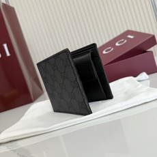 【配全套包装】‼️Generation Gucci 深入探索品牌的典藏元素,将不同世代的设计融合成一种美 【配全套包装】‼️Generation Gucci 深入探索品牌的典藏元素,将不同世代的设计融合成一种美