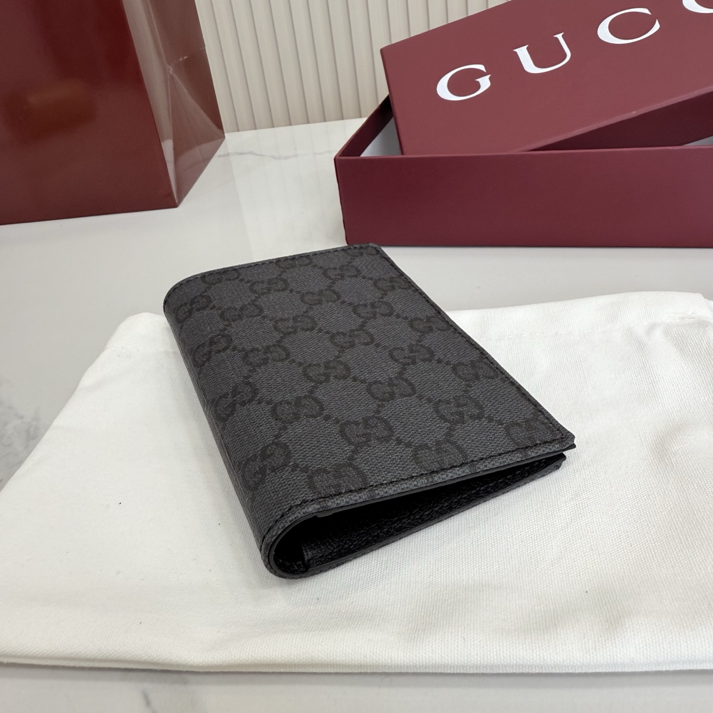 【配全套包装】‼️Generation Gucci深入探索品牌典藏元素，将不同世代的设计融合为一体，营造