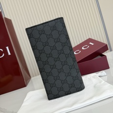 【配全套包装】‼️Generation Gucci 探索品牌的典藏元素,将不同世代的设计融入一个美学叙事 【配全套包装】‼️Generation Gucci 探索品牌的典藏元素,将不同世代的设计融入一个美学叙事