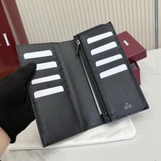 【配全套包装】‼️Generation Gucci 探索品牌的典藏元素,将不同世代的设计融入一个美学叙事 【配全套包装】‼️Generation Gucci 探索品牌的典藏元素,将不同世代的设计融入一个美学叙事