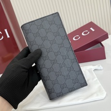 【配全套包装】‼️Generation Gucci 探索品牌的典藏元素,将不同世代的设计融入一个美学叙事 【配全套包装】‼️Generation Gucci 探索品牌的典藏元素,将不同世代的设计融入一个美学叙事