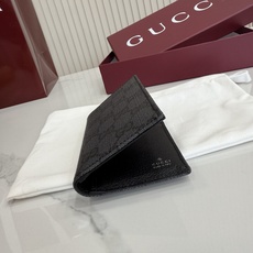 【配全套包装】‼️Generation Gucci 深入探索品牌典藏元素,将不同世代的设计融合于一体,谱 【配全套包装】‼️Generation Gucci 深入探索品牌典藏元素,将不同世代的设计融合于一体,谱