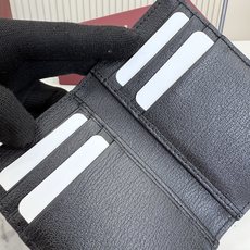 【配全套包装】‼️Generation Gucci 深入探索品牌典藏元素,将不同世代的设计融合于一体,谱 【配全套包装】‼️Generation Gucci 深入探索品牌典藏元素,将不同世代的设计融合于一体,谱