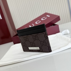 【配全套包装】‼️Generation Gucci 探索品牌的典藏元素,将不同世代的设计融合成一种美学叙 【配全套包装】‼️Generation Gucci 探索品牌的典藏元素,将不同世代的设计融合成一种美学叙