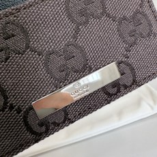 【配全套包装】‼️Generation Gucci 探索品牌的典藏元素,将不同世代的设计融合成一种美学叙 【配全套包装】‼️Generation Gucci 探索品牌的典藏元素,将不同世代的设计融合成一种美学叙