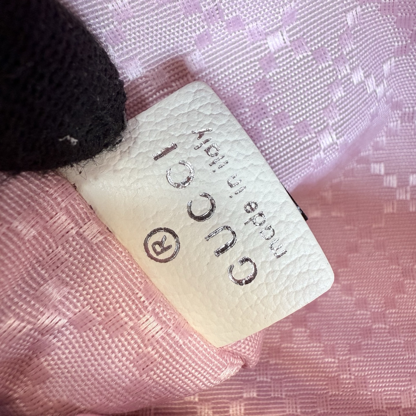 【配全套包装】‼️《古驰世代》(Generation Gucci)系列深入探索品牌典藏元素，将不同世代的