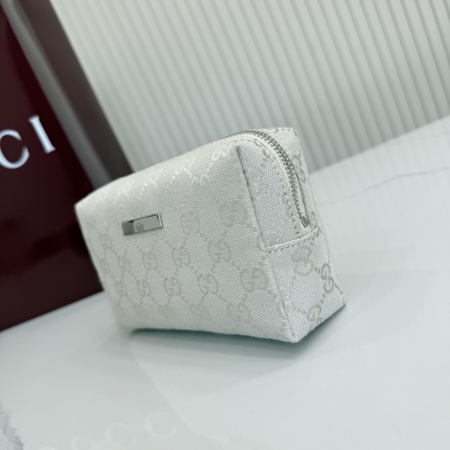 【配全套包装】‼️《古驰世代》(Generation Gucci)系列深入探索品牌典藏元素，将不同世代的