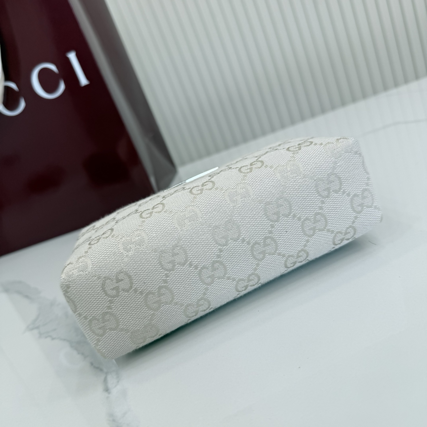 【配全套包装】‼️《古驰世代》(Generation Gucci)系列深入探索品牌典藏元素，将不同世代的