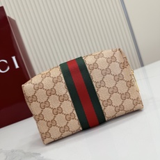 【配全套包装】‼️Generation Gucci古驰世代系列深入探索品牌的典藏元素,将不同世代的设计融 【配全套包装】‼️Generation Gucci古驰世代系列深入探索品牌的典藏元素,将不同世代的设计融