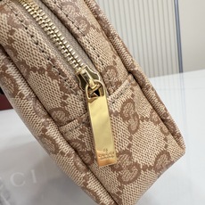 【配全套包装】‼️Generation Gucci古驰世代系列深入探索品牌的典藏元素,将不同世代的设计融 【配全套包装】‼️Generation Gucci古驰世代系列深入探索品牌的典藏元素,将不同世代的设计融