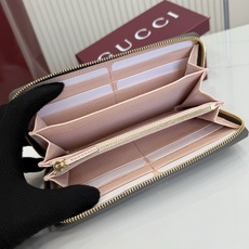 【配全套包装】‼️Generation Gucci 深入探索品牌的典藏元素,将不同世代的设计融合成一种美 【配全套包装】‼️Generation Gucci 深入探索品牌的典藏元素,将不同世代的设计融合成一种美