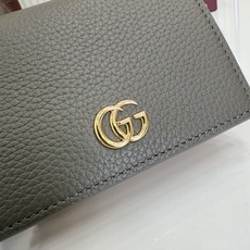 【配全套包装】‼️Generation Gucci古驰世代系列深入探索品牌的典藏元素,将不同世代的设计融 【配全套包装】‼️Generation Gucci古驰世代系列深入探索品牌的典藏元素,将不同世代的设计融