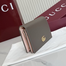 【配全套包装】‼️Generation Gucci古驰世代系列深入探索品牌的典藏元素,将不同世代的设计融 【配全套包装】‼️Generation Gucci古驰世代系列深入探索品牌的典藏元素,将不同世代的设计融