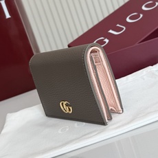 【配全套包装】‼️Generation Gucci古驰世代系列深入探索品牌的典藏元素,将不同世代的设计融 【配全套包装】‼️Generation Gucci古驰世代系列深入探索品牌的典藏元素,将不同世代的设计融