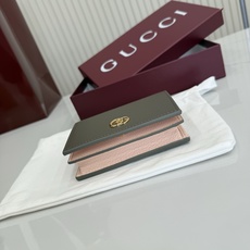 【配全套包装】‼️Generation Gucci古驰世代系列深入探索品牌的典藏元素,将不同世代的设计融 【配全套包装】‼️Generation Gucci古驰世代系列深入探索品牌的典藏元素,将不同世代的设计融