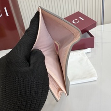 【配全套包装】‼️Generation Gucci古驰世代系列深入探索品牌的典藏元素,将不同世代的设计融 【配全套包装】‼️Generation Gucci古驰世代系列深入探索品牌的典藏元素,将不同世代的设计融
