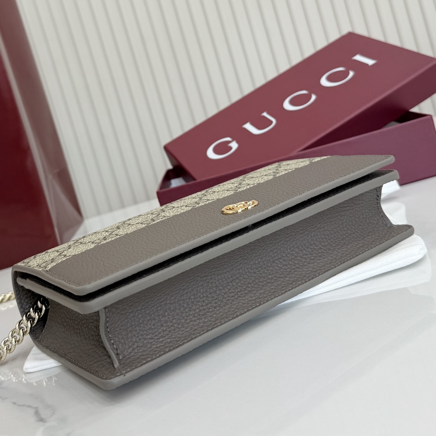 【配全套包装】‼️《Gucci新世代》系列深入探索品牌的典藏元素，将不同世代的设计融合为一体，谱写出一段