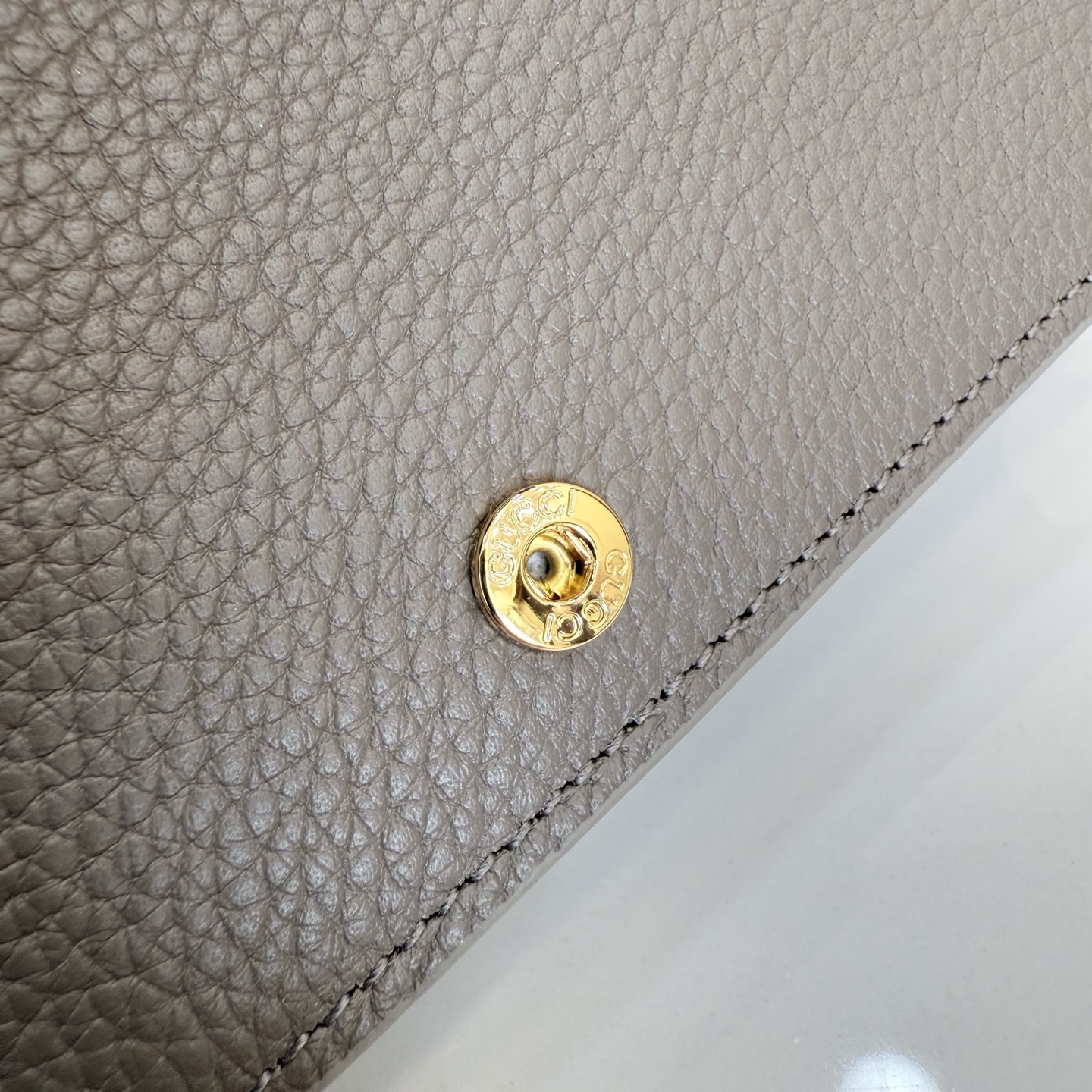 【配全套包装】‼️《Gucci新世代》系列深入探索品牌的典藏元素，将不同世代的设计融合为一体，谱写出一段
