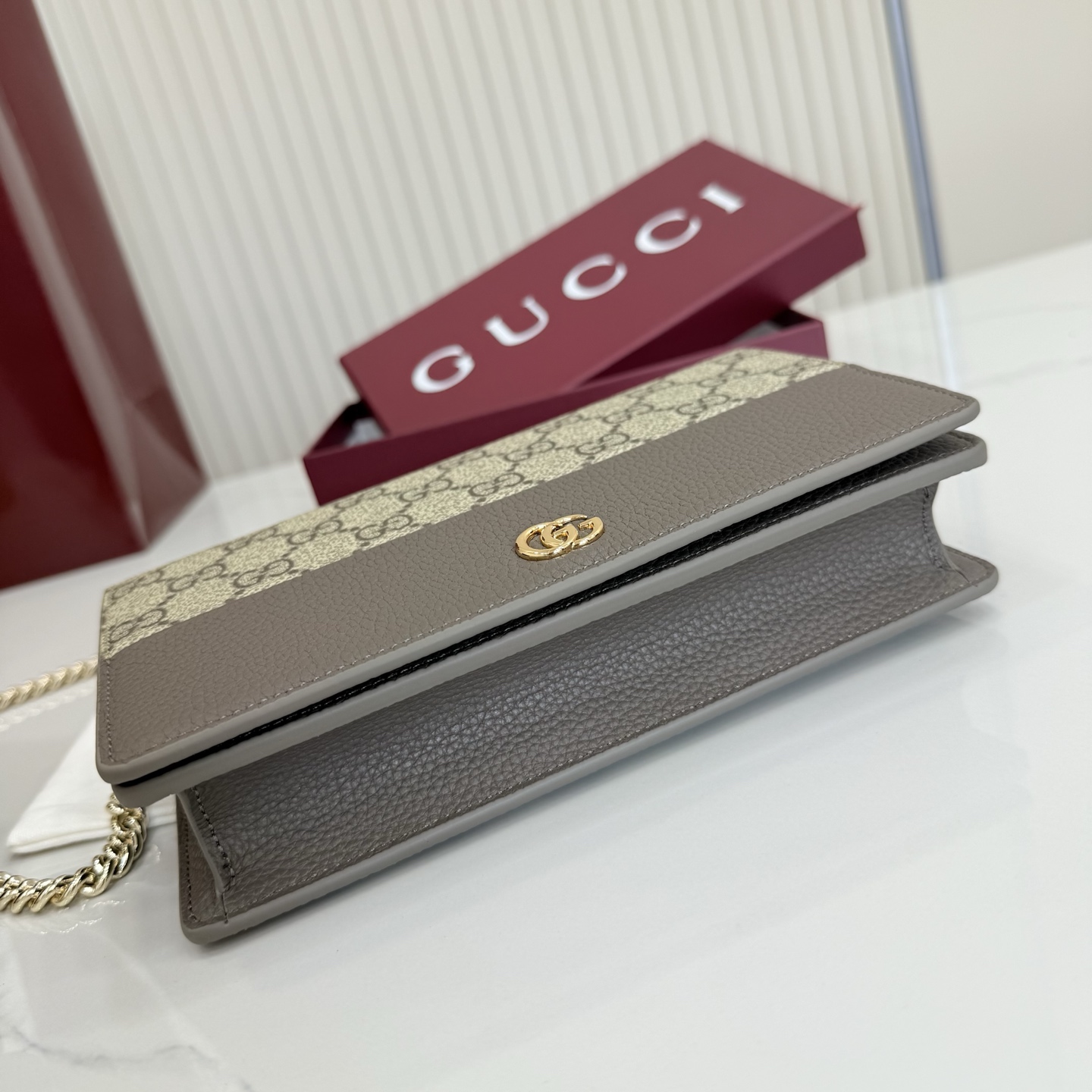 【配全套包装】‼️《Gucci新世代》系列深入探索品牌的典藏元素，将不同世代的设计融合为一体，谱写出一段