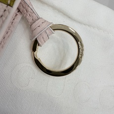 【配全套包装】‼️Generation Gucci 系列深入探索品牌典藏元素,将不同年代的设计融合于一体 【配全套包装】‼️Generation Gucci 系列深入探索品牌典藏元素,将不同年代的设计融合于一体