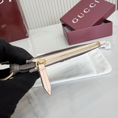 【配全套包装】‼️Generation Gucci 系列深入探索品牌典藏元素,将不同年代的设计融合于一体 【配全套包装】‼️Generation Gucci 系列深入探索品牌典藏元素,将不同年代的设计融合于一体
