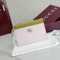 【配全套包装】‼️Generation Gucci 系列深入探索品牌典藏元素,将不同年代的设计融合于一体 【配全套包装】‼️Generation Gucci 系列深入探索品牌典藏元素,将不同年代的设计融合于一体