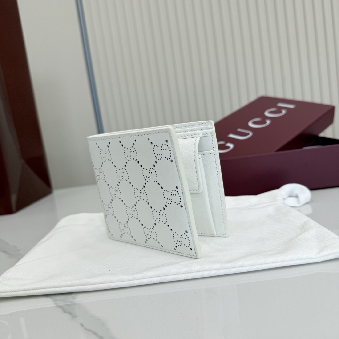 【配全套包装】‼️《Gucci新世代》系列深入探索品牌典藏元素，将不同世代的设计融入一体，营造出独特的美