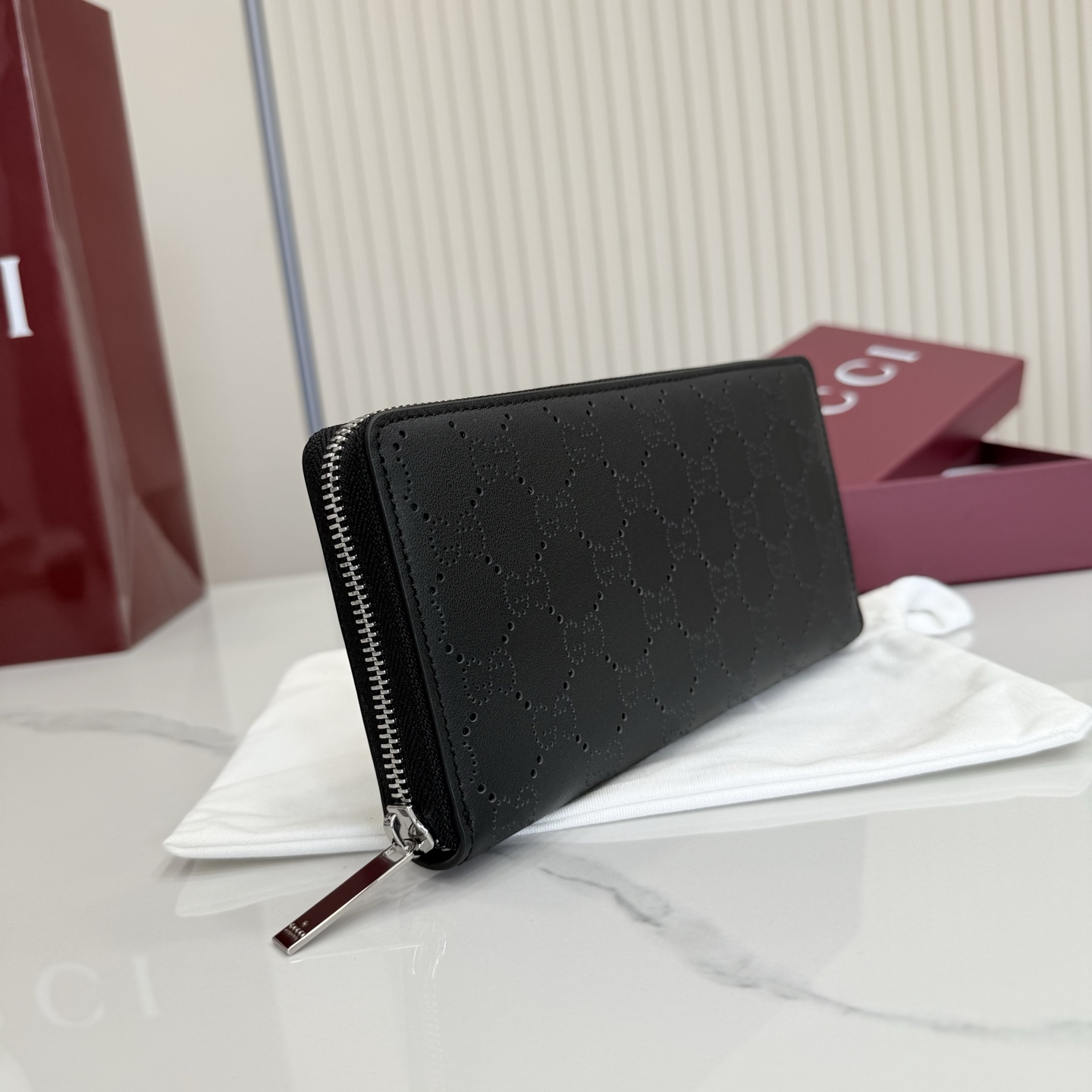 【配全套包装】‼️《Gucci新世代》系列深入探索品牌典藏元素，将不同世代的设计融入一体，营造出独特的美