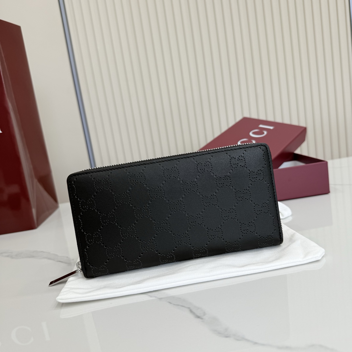 【配全套包装】‼️《Gucci新世代》系列深入探索品牌典藏元素，将不同世代的设计融入一体，营造出独特的美