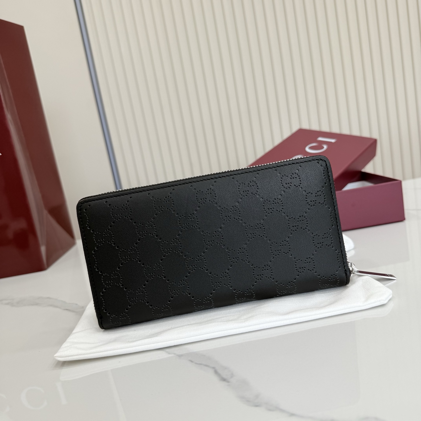 【配全套包装】‼️《Gucci新世代》系列深入探索品牌典藏元素，将不同世代的设计融入一体，营造出独特的美