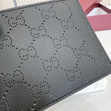 【配全套包装】‼️《Gucci新世代》系列深入探索品牌典藏元素,将不同世代的设计融入一体,营造出独特的美 【配全套包装】‼️《Gucci新世代》系列深入探索品牌典藏元素,将不同世代的设计融入一体,营造出独特的美