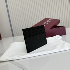 【配全套包装】‼️Generation Gucci 深入探索品牌的典藏元素,将不同世代的设计融合成一种美 【配全套包装】‼️Generation Gucci 深入探索品牌的典藏元素,将不同世代的设计融合成一种美