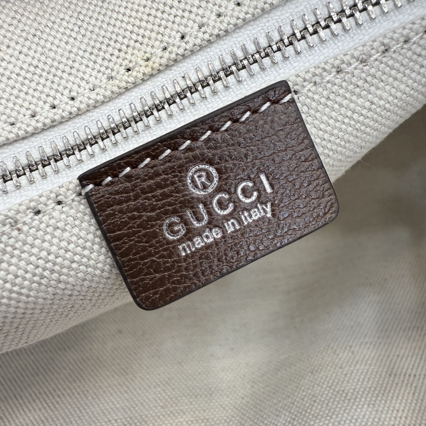 【配全套包装】‼️Generation Gucci系列深入探索品牌的典藏元素，将不同世代的设计融合成一种