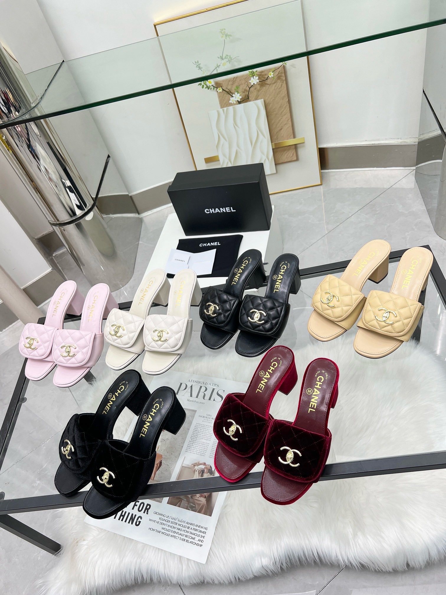 NO:166066,CHANEL 25 early spring new product, slippers are on the market!  Black, beige, apricot, pink, black velvet, burgundy velvet, heel height 6 cm. 35-43. Rubber sole. Leather sole, slippers, chanel, slippers, real silk19860909CHANEL 25早春新品 拖鞋火爆上市！黑色、米白、杏色、粉色、黑色真丝绒、酒红真丝绒、跟高6厘米.35-43.橡胶底.真皮底,拖鞋,chanel,slippers,real silk,Women's Shoes
