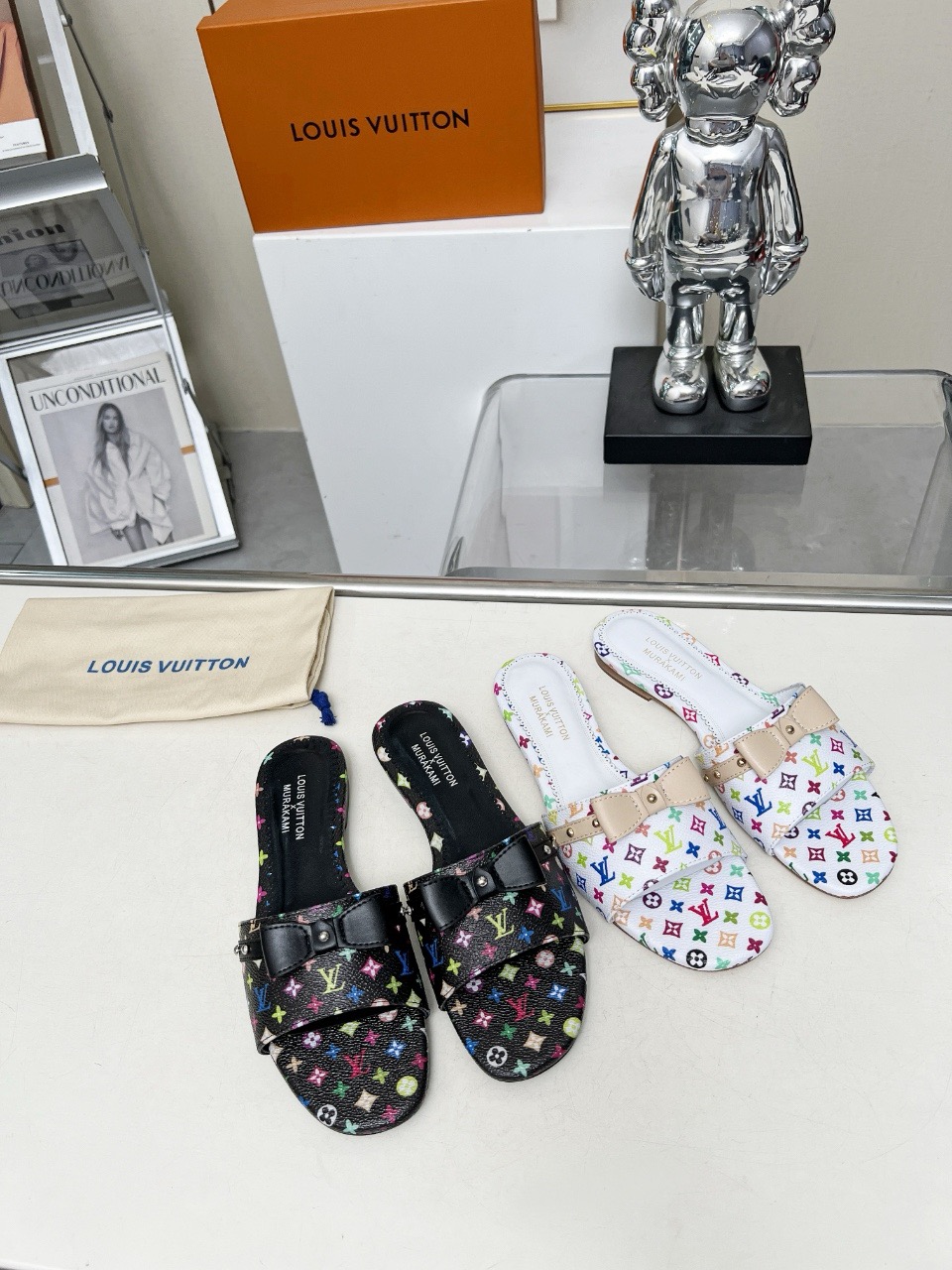 NO:166086,Louis Vuitton x Takashi Murakami | 20th Anniversary Reprint Series Newly Unveiled 35-43. Rubber Sole. Leather Sole, Slippers, Louis Vuitton, Slippers19860909路易威登 x 村上隆|二十周年再版系列全新亮相35-43.橡胶底.真皮底,拖鞋,louis vuitton,slippers,Women's Shoes