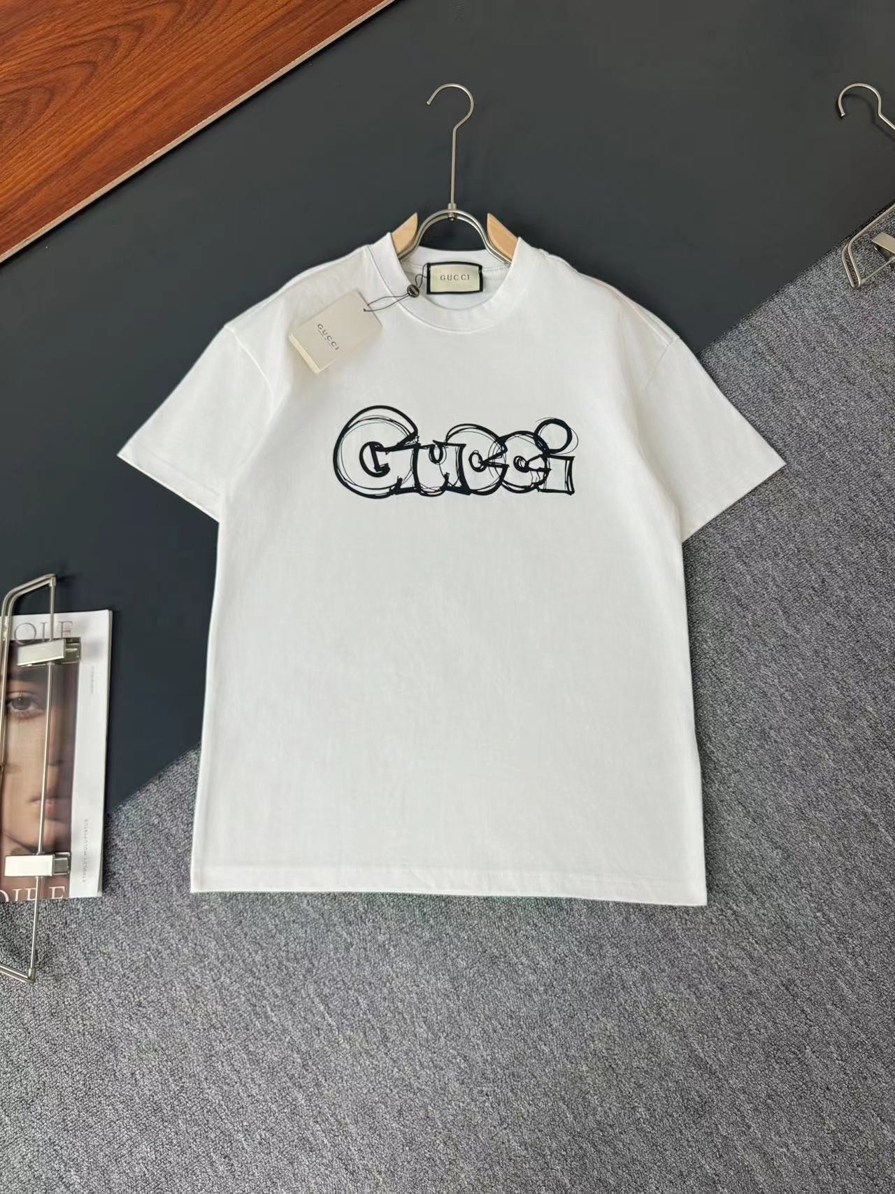 GUCC* Gucci* nueva temporada primavera/verano, camiseta de manga corta de cuello redondo y moda, tela de algodón puro d…
