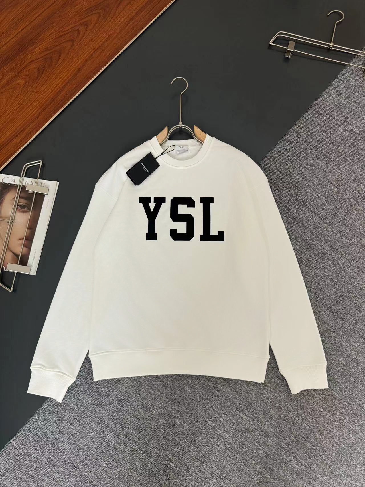 YvesSaintLaurent *YSL* Saint Laurent* sudadera de cuello redondo de manga larga de moda para otoño e invierno…