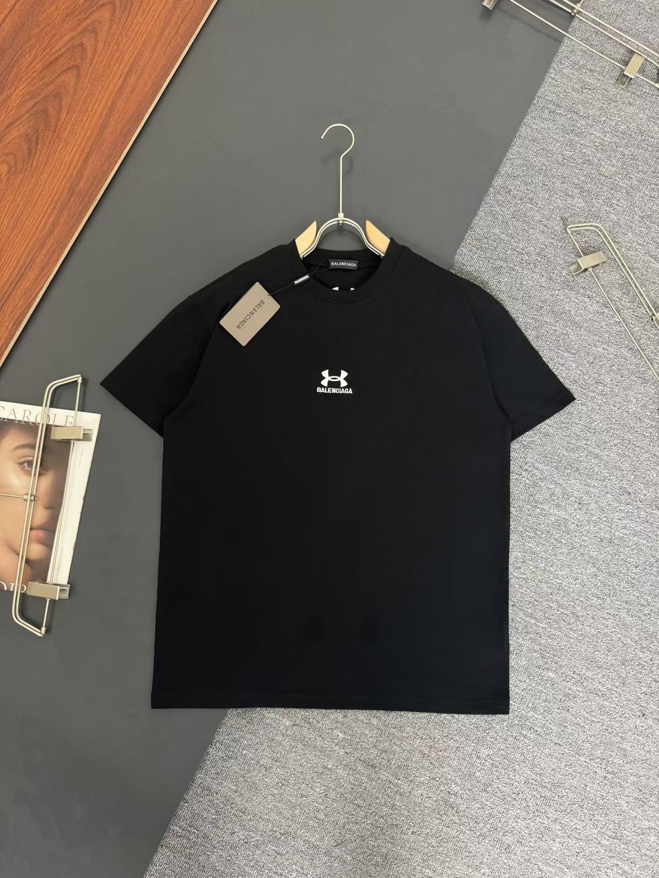 P70 Balenciaga*Balenciaga* camiseta de algodón pesado 280g corte holgado diseño de logo bordado nueva temporada primave…