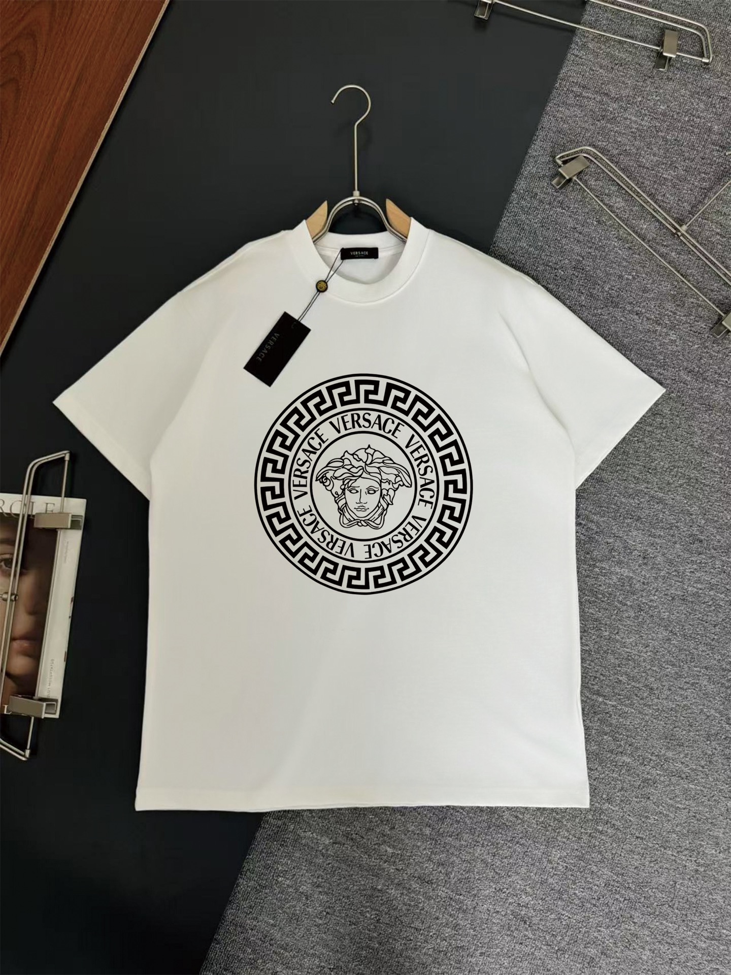 P95✨✨VERSACE·Versace*320g camiseta de algodón pesado, gruesa y transpirable, corte holgado, diseño de logotipo impreso,…