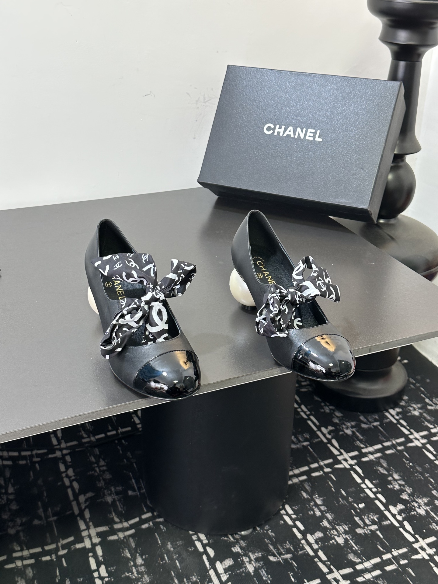 Chanel Haute Couture Classic Luxury Leather Shoe Loafer Shoes 2