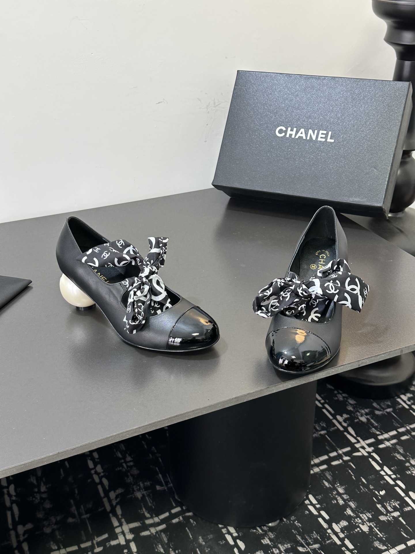Chanel Haute Couture Classic Luxury Leather Shoe Loafer Shoes 3