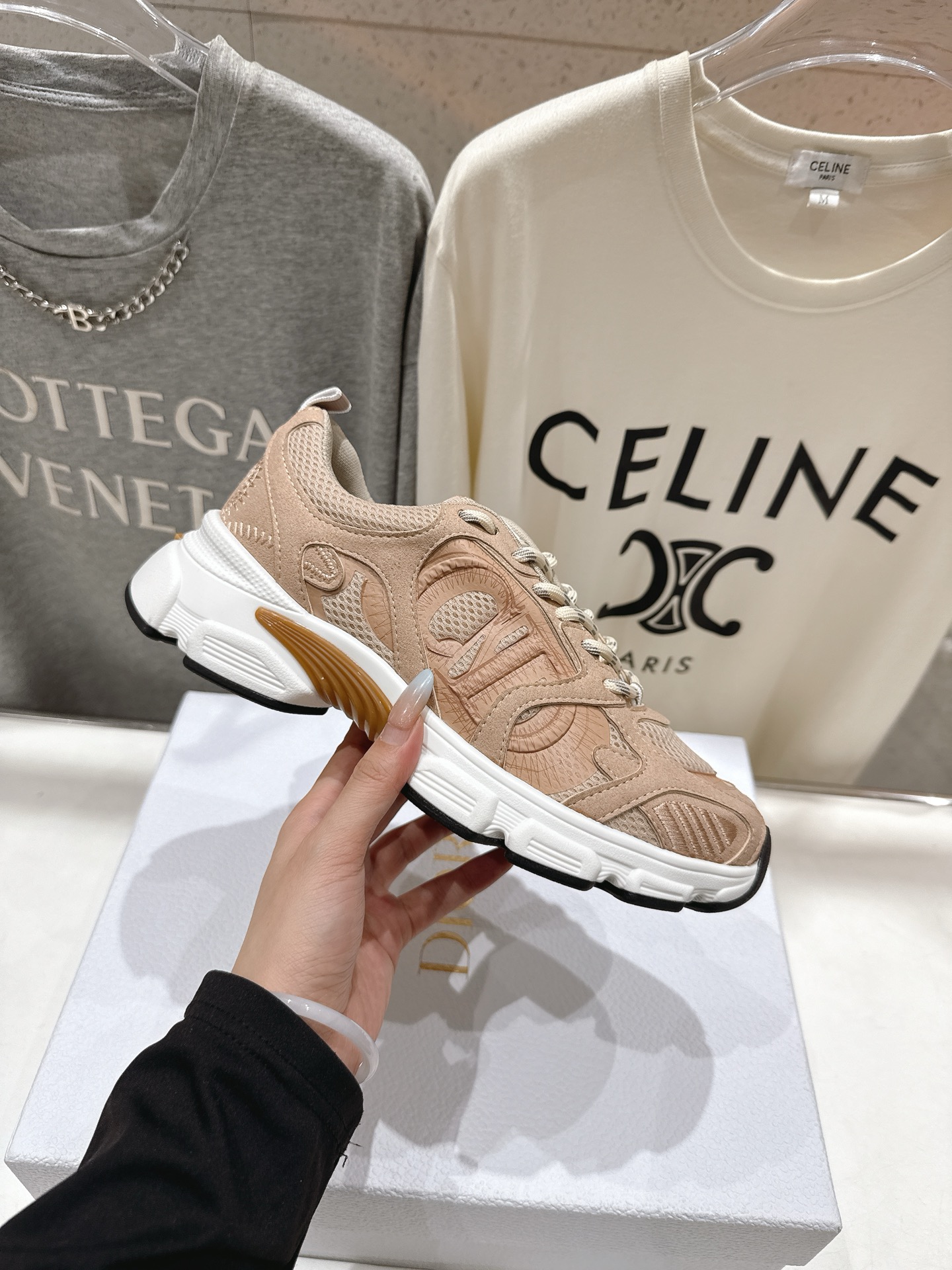 市场高版本 Dior*迪奥D家2025ss秋冬新款厚底休闲运动鞋老爹鞋，融入d家高定精神诠释经典跑鞋！原