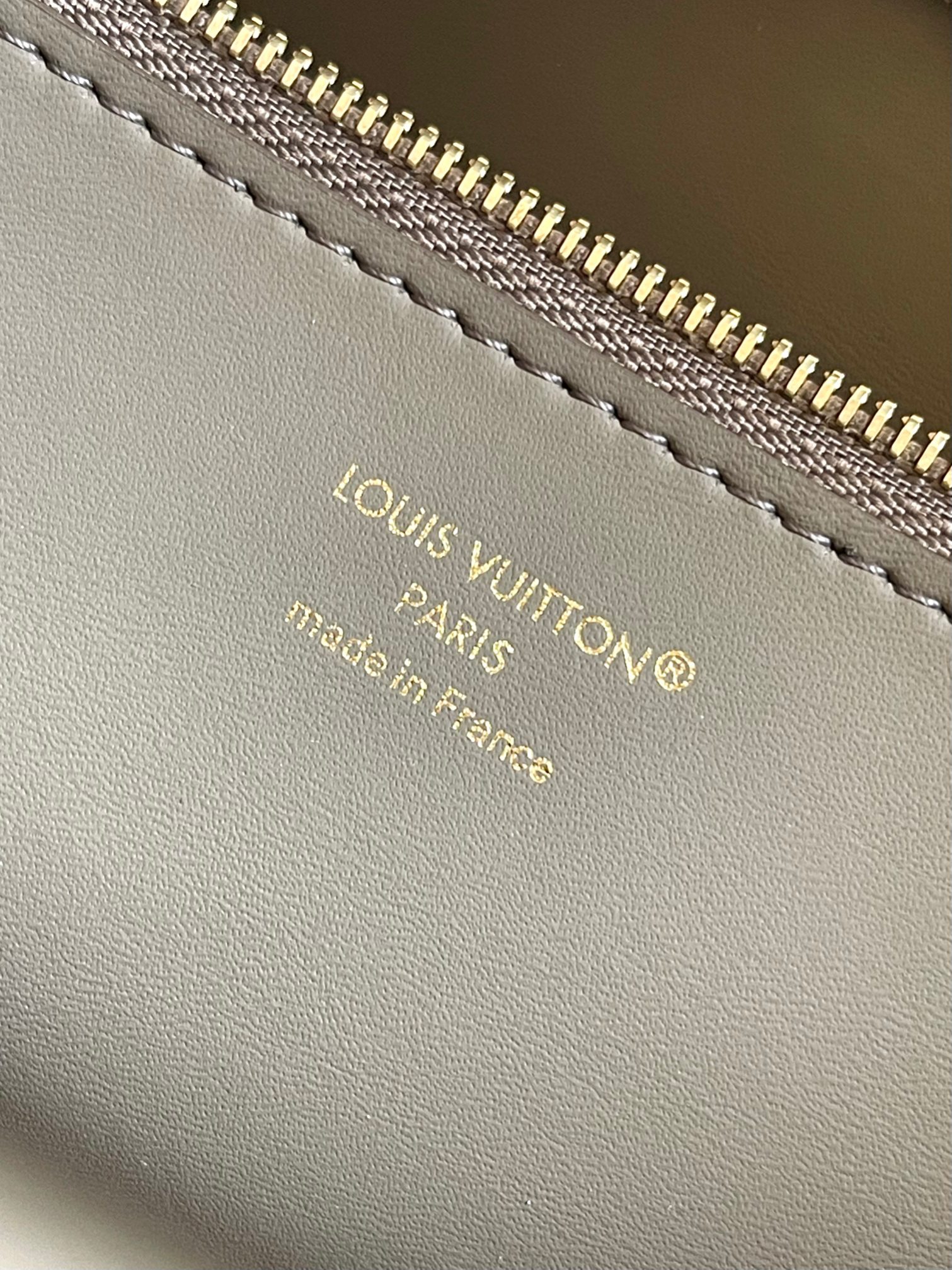 Loewe Haute Couture Haute Couture Ready-to-Wear Clothing Dress Jacket 9