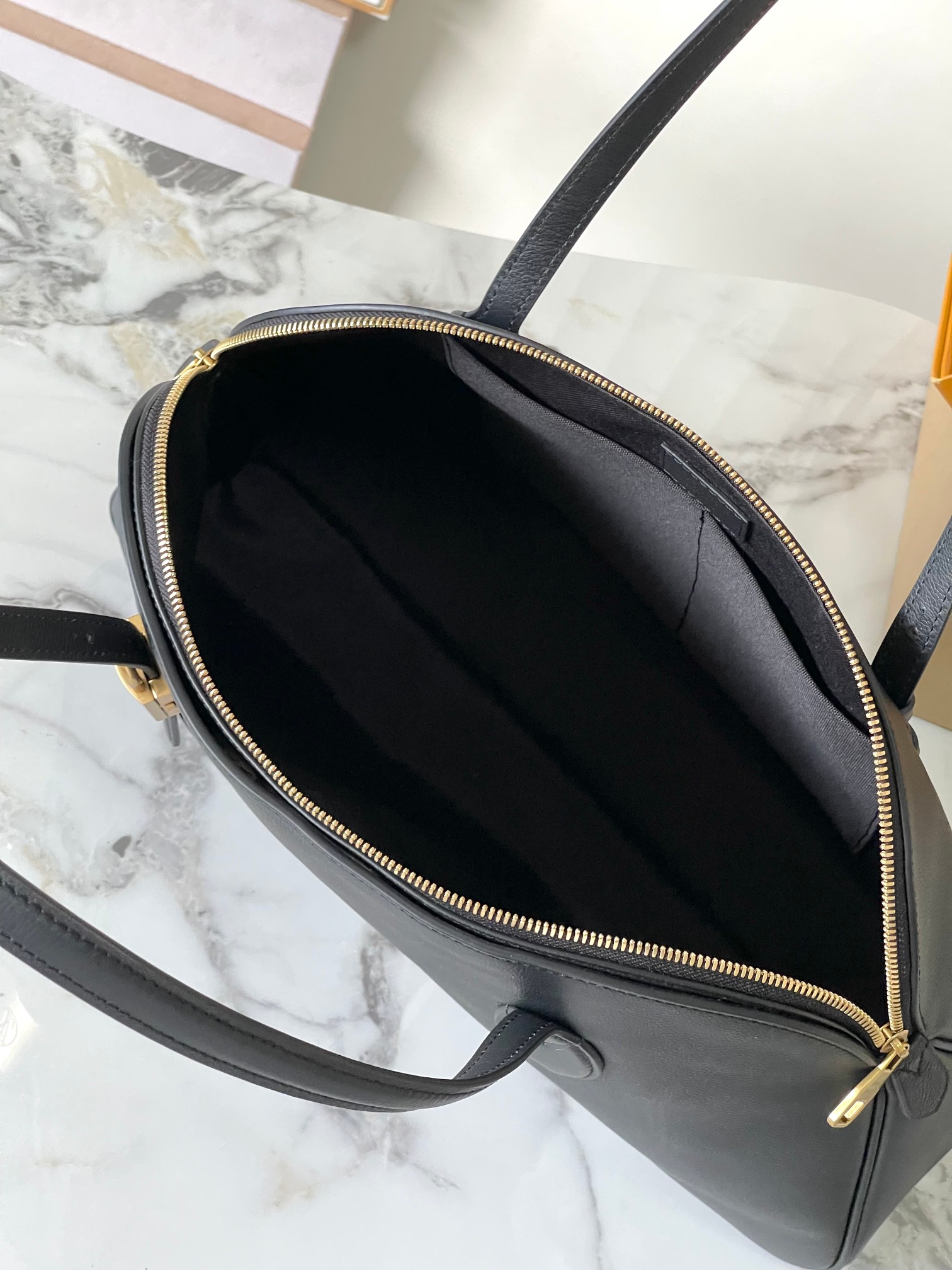 Omega Haute Couture Haute Couture Ready-to-Wear Clothing Dress Jacket 8