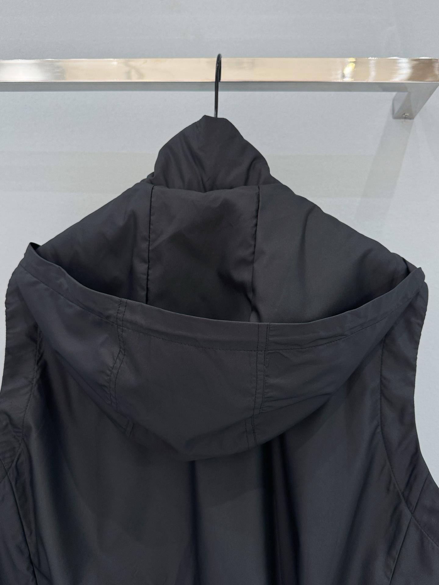 Elegant Satin Trench Coat - Lightweight & Luxurious Summer Outerwear 9 i1744310666605 6760 0 7