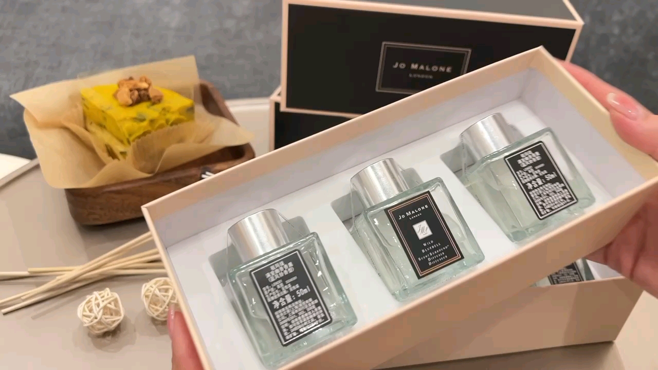 Jo Malone London Home Fragrance Collection - Perfume